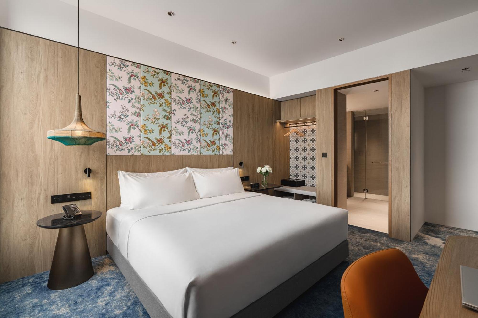 1 King 1 Bedroom Suite Sea View Lounge Access